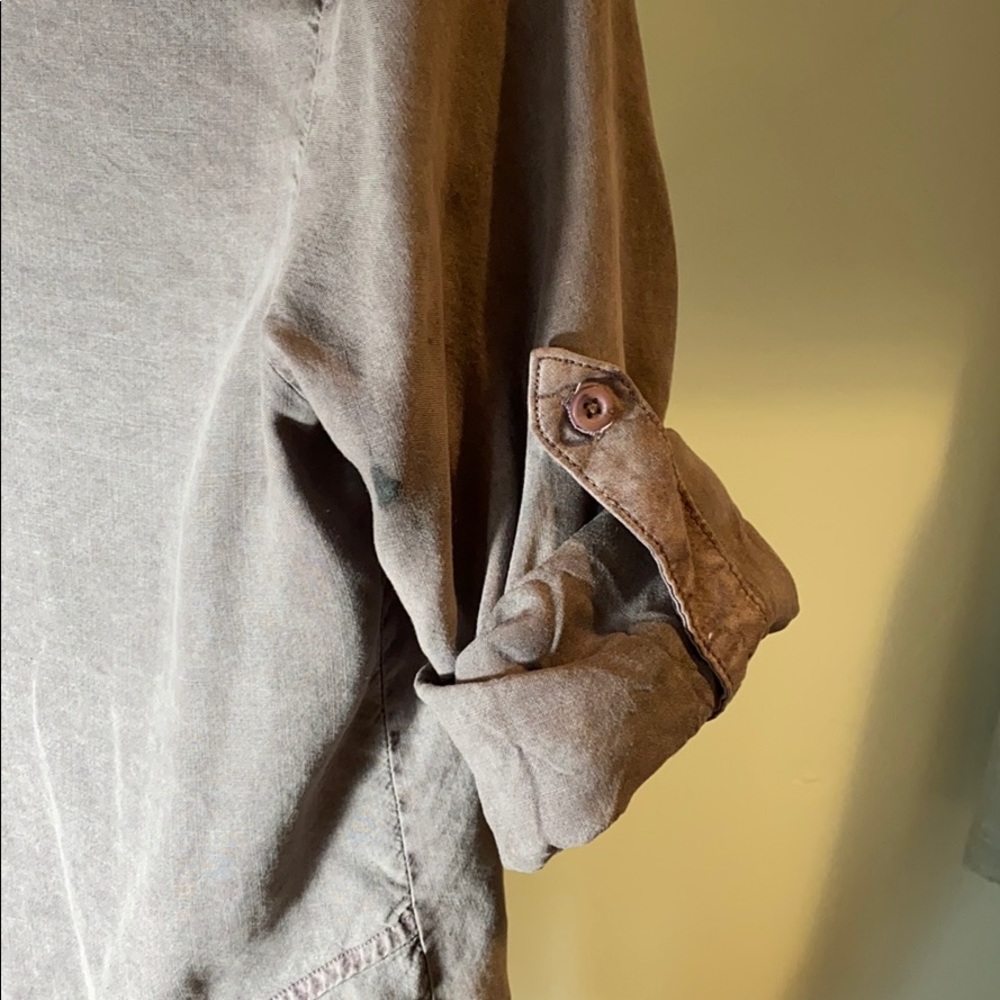 Bella Dahl Split Back Button Down - image 2